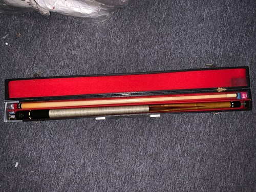Billiard cue mit - cue, koffer